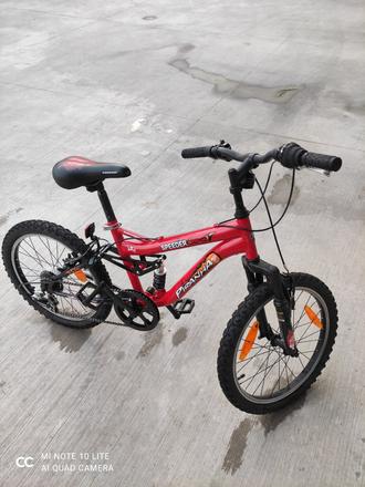 Predám červený detský bicykel "piranha', 16