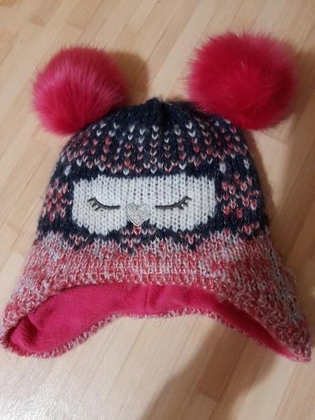 Čiapka s brmbolcami 122-134, topolino,122