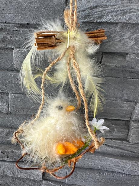 Veľká noc závesná dekorácia kuriatko, 