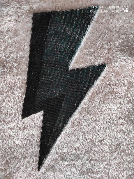 Chlpatý pulóver s flitrovou výšivkou zn. c&a, c&a,158