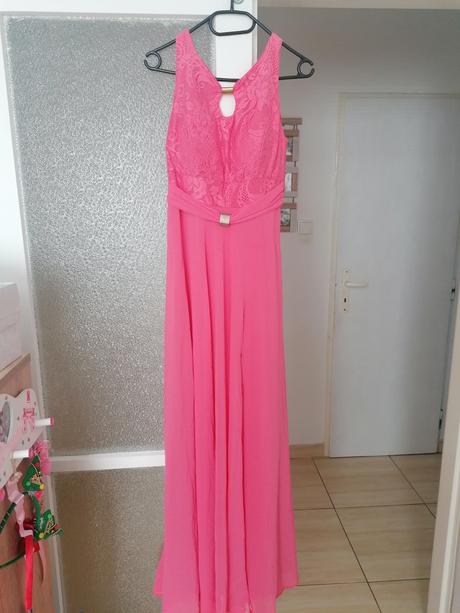 Spoločenské šaty, 42