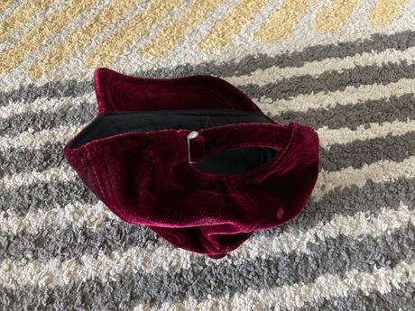 Zamatová šiltovka 116/128, lindex,122