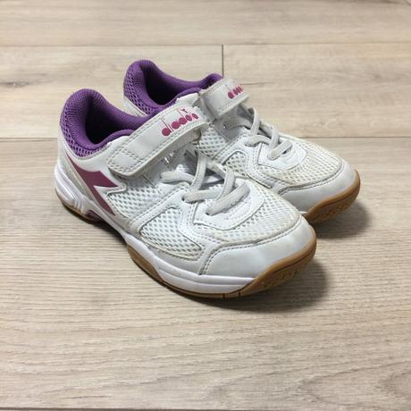 Tenisky halovky dievčenské diadora č.31,5, 31