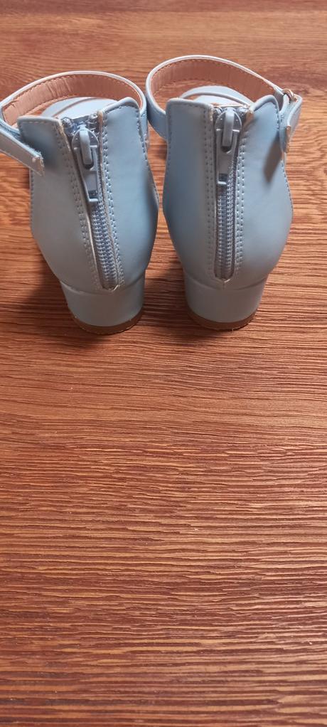 Graceland sandalky v. 32, graceland,32