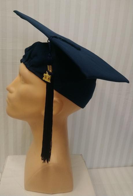 Študentská tmavo modrá promočná čiapka, graduation, 