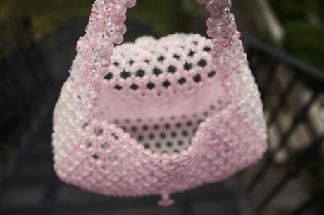 Ružovo-biela kabelka, 