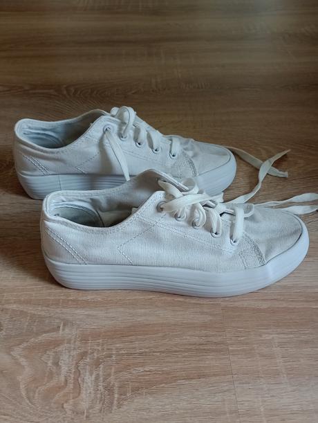 Biele tenisky na platforme, victory,38