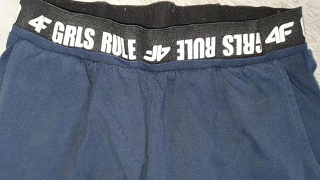 Tepláková suprava 4f, 134