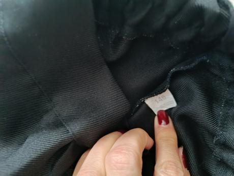 Čierne nohavice, 134