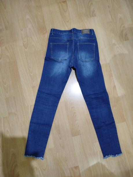 Dievčenské rifle, reserved,158