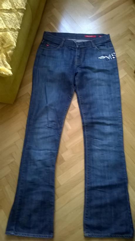 Rifle, miss sixty,28