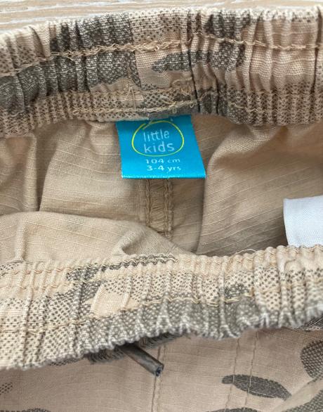 Maskáčové kapsáčové nohavice, pepco,104