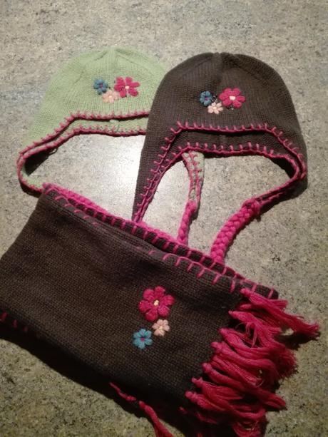 Čiapkový komplet, 110