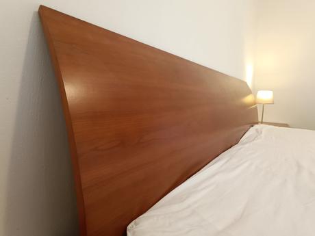 Set manželská posteľ + komoda,