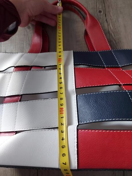 Červená modro - biela kabelka,