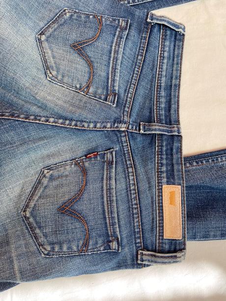 Levi's demi curve rifle, levis,xs