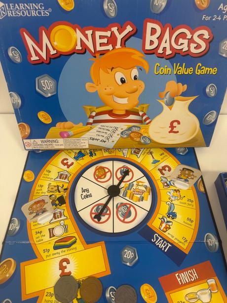 Spoločenská hra money bags coin value game,