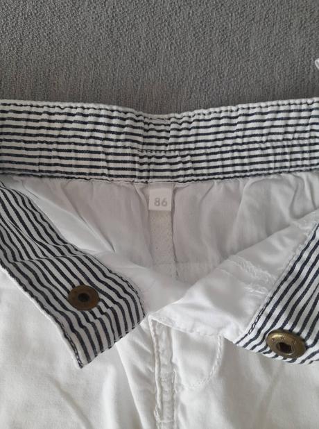 Chlapčenské ľahké šortky biele veľ. 86, 86