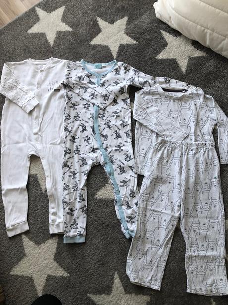 Pyžamka 18-24, lupilu,92