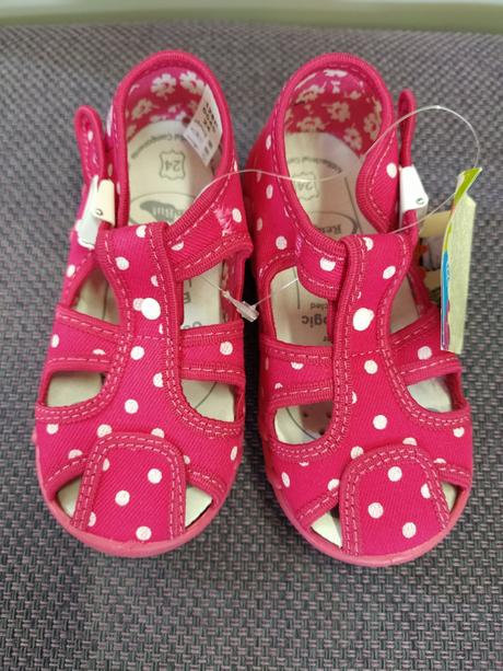 Papučky, ren but,24