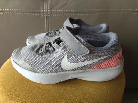 Tenisky nike rôzna veľkosť v páre, nike,32