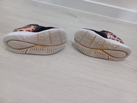 Dievčenské tenisky, nike,27