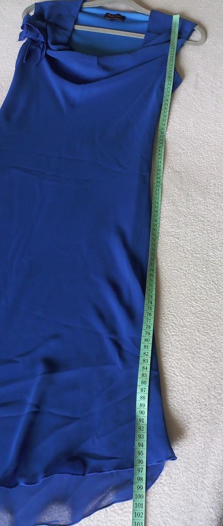 Asymetrické spoločenské šaty, m