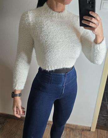 Biely chlpaty crop svetrik, h&m,xs