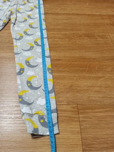 Pyžamo, slovenka,140