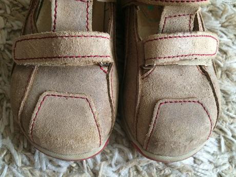 Celokožené topánky, sandálky, santé,25