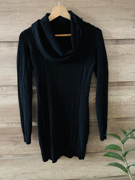 Čierne pletené šaty, s