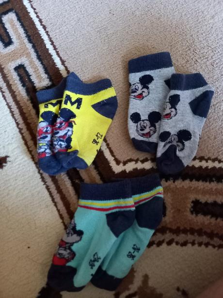 Ponožky cena uvedená za 3 páry, lupilu,23