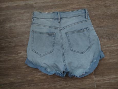 Šortky č.36, h&m,36