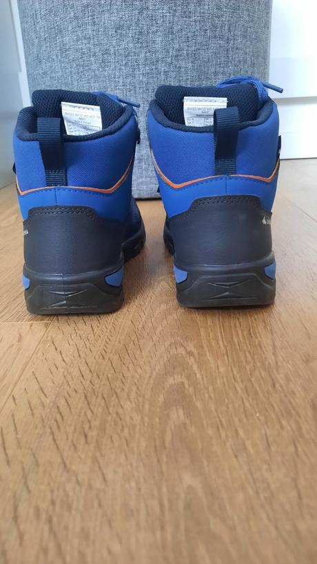 Turisticke topanky, quechua,35