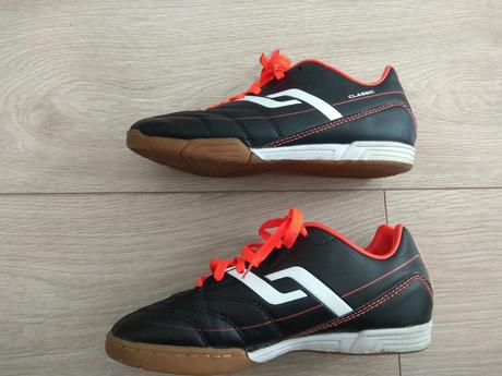 Chlapcenske tenisky pro touch, 31