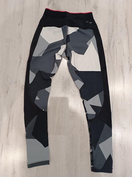 Športové legíny, reebok,s