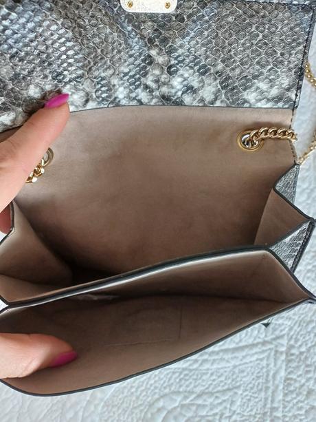 Chutná menšia kabelka so zvieracím motívom,