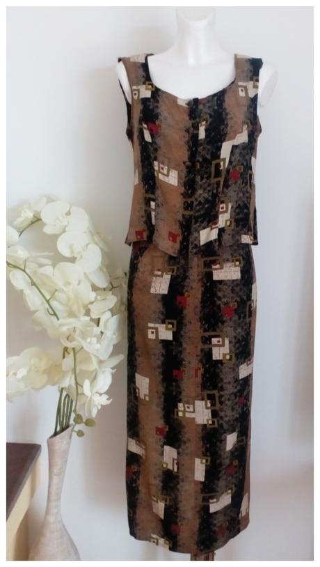 Komplet sukňa a vestička, l