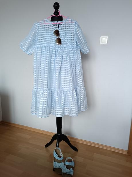 Nebeské šatočky aj xo sandálkami, reserved,152