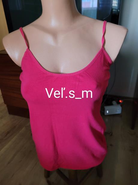 Tielka veľ.m,viac kusov v inzeráte, m