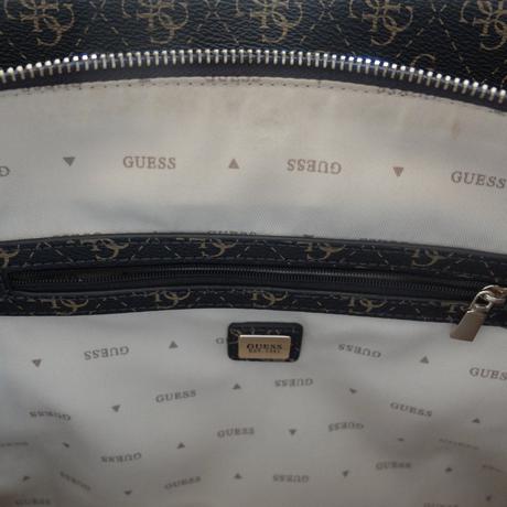 Kabelka guess, guess