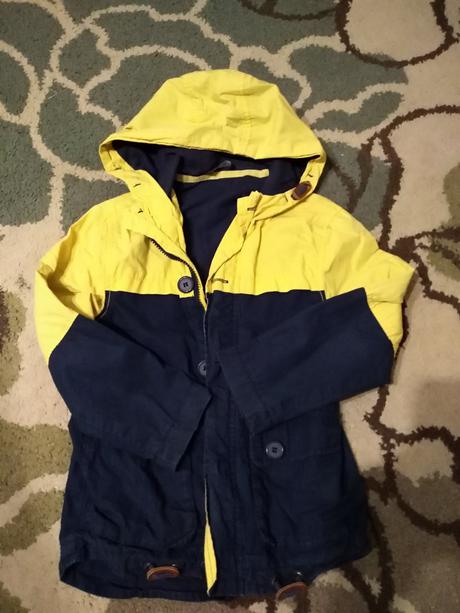 Predám oblečenie, 122–134