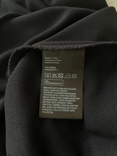 Čierne šaty s rozparkom, h&m,s