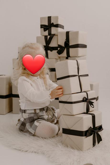 Predám sukničkové kraťasy zn. mayoral veľ.98, mayoral,98