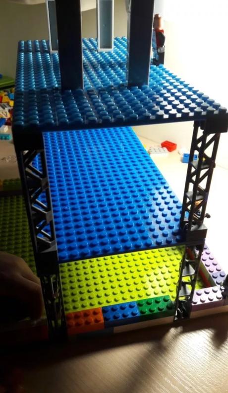 Obojstranný blok 32x16 dielikov,