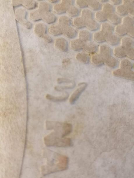 Dievcenska obuv, 31