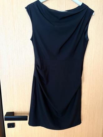 Čierne mini šaty, m