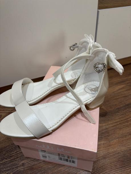 Slavnostne poltopanky/sandalky, nelli blu,36