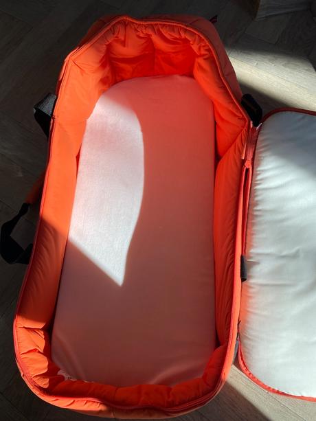 Set - autodačka, vanička na prenášanie, taška, concord