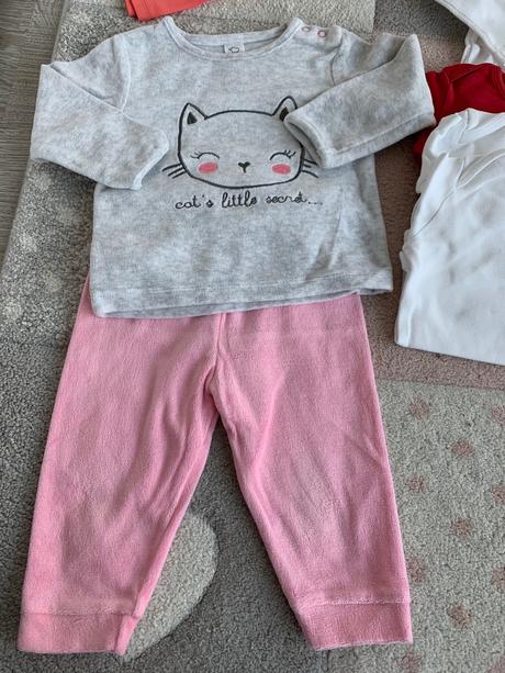 Dievcensky balik oblecenia 74-80, 68–80